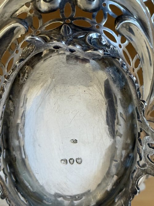 Victorian silver basket London 1891 William Comyns